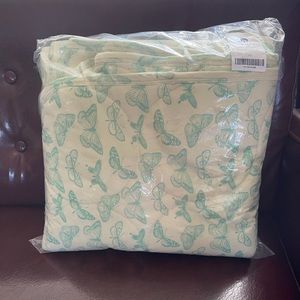 NWT Kate Quinn quilt